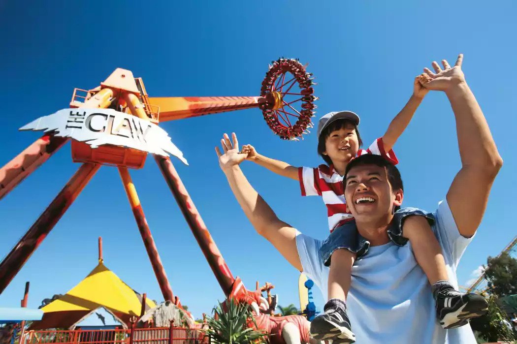 Dreamworld Gold Coast Theme Park - Holiday Holiday